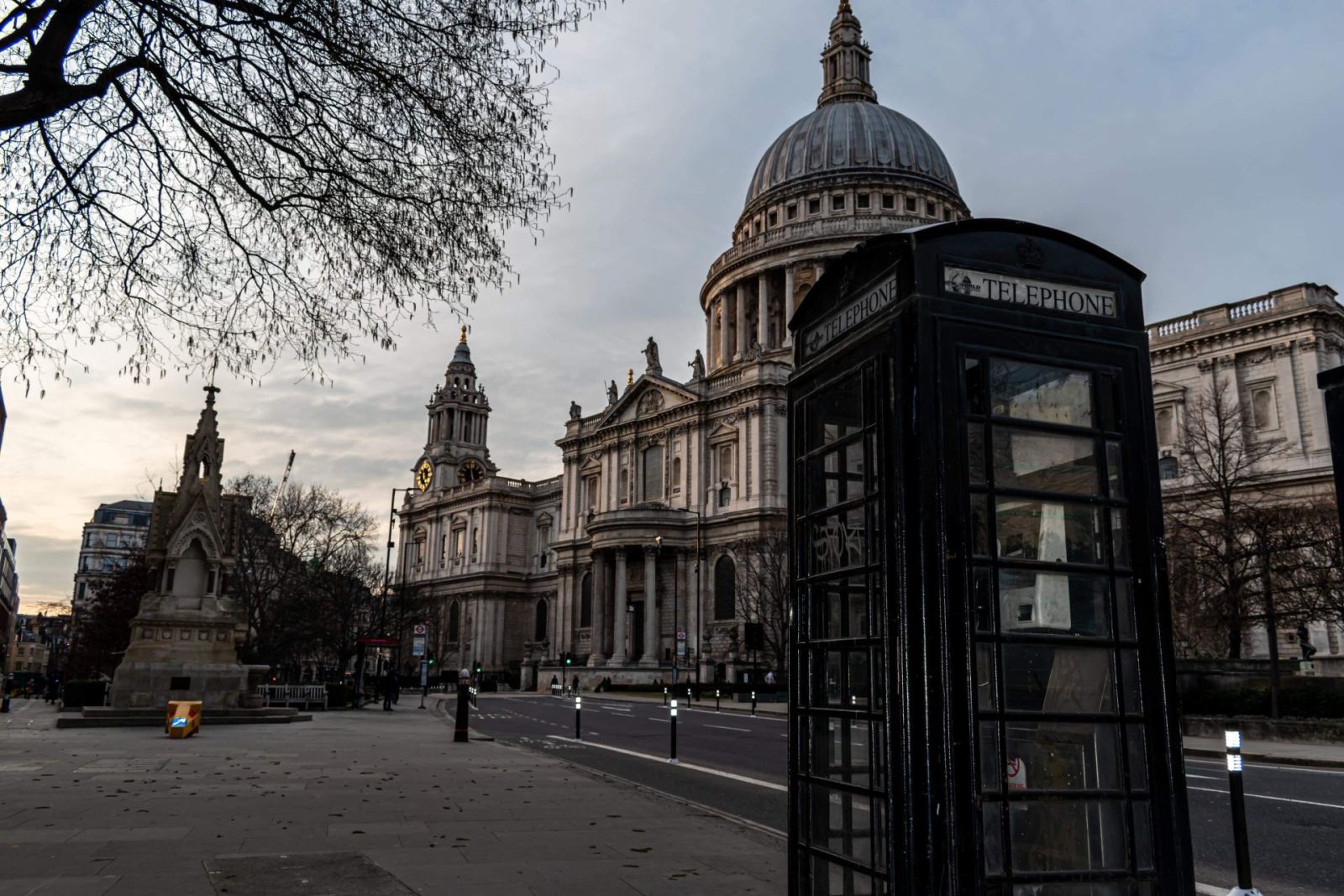 City of London Minicab & Airport Transfers – Airportmove