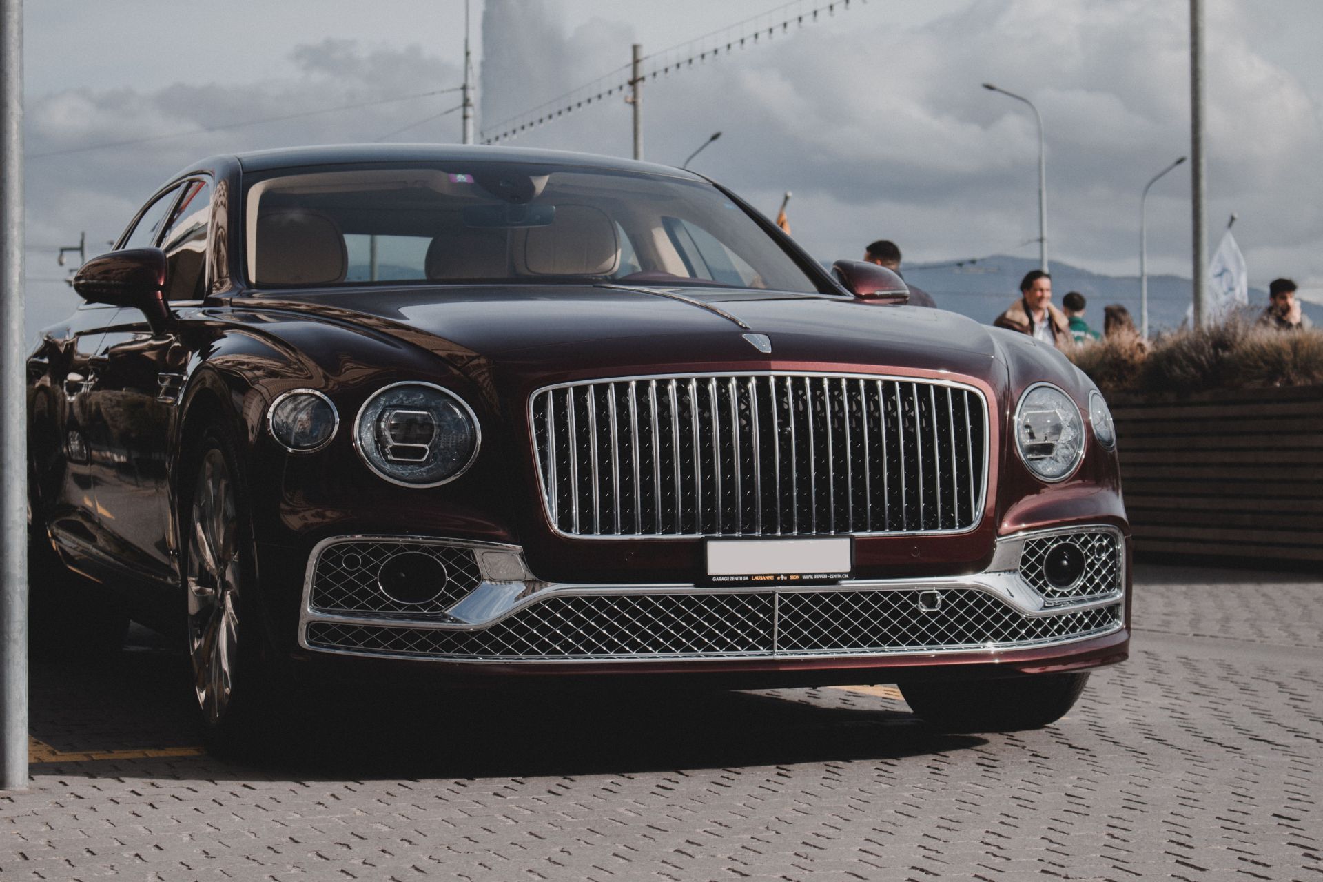 Bentley Flying Spur – Airportmove